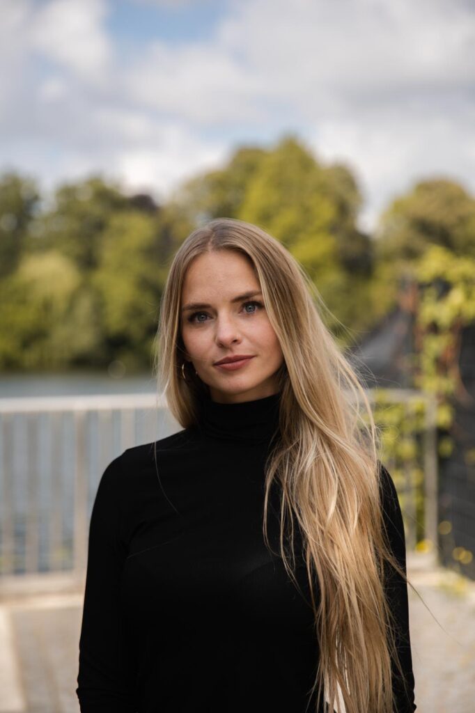 Grit Försterling, Hebamme